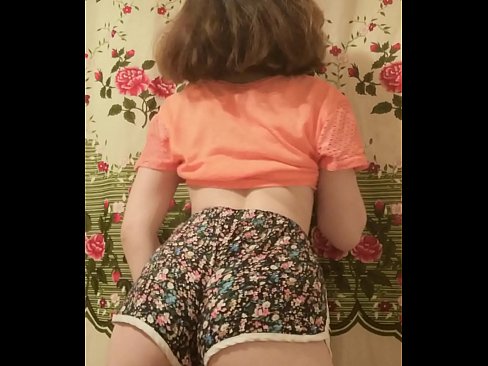 ❤️ Nena jove sexy despullant-se els pantalons curts davant la càmera ❤❌ Sexe de qualitat al porno ca.bassaniluigi.ru ❌️❤