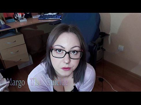❤️ Noia sexy amb ulleres xucla un consolador profundament davant la càmera ❤❌ Sexe de qualitat al porno ca.bassaniluigi.ru ❌️❤